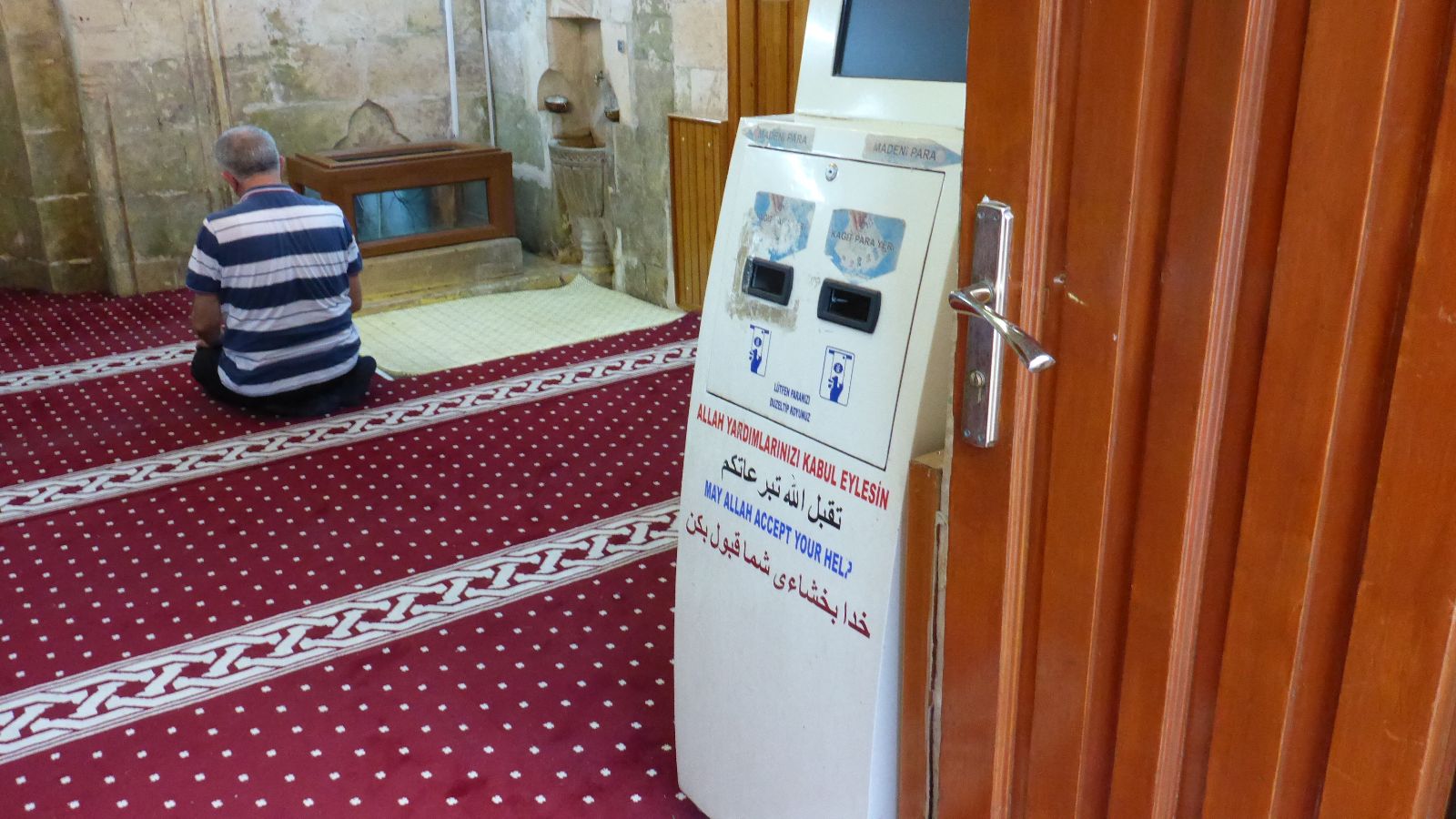 Geldautomat in Moschee