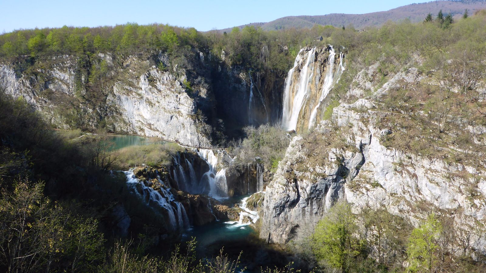 Treffen der Wasserfälle im Plitvice Nationalpark