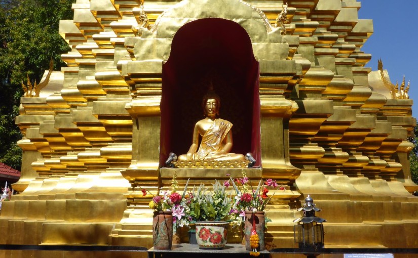 Chiang Mai – Tempel, Mönche und Thailänderinnen